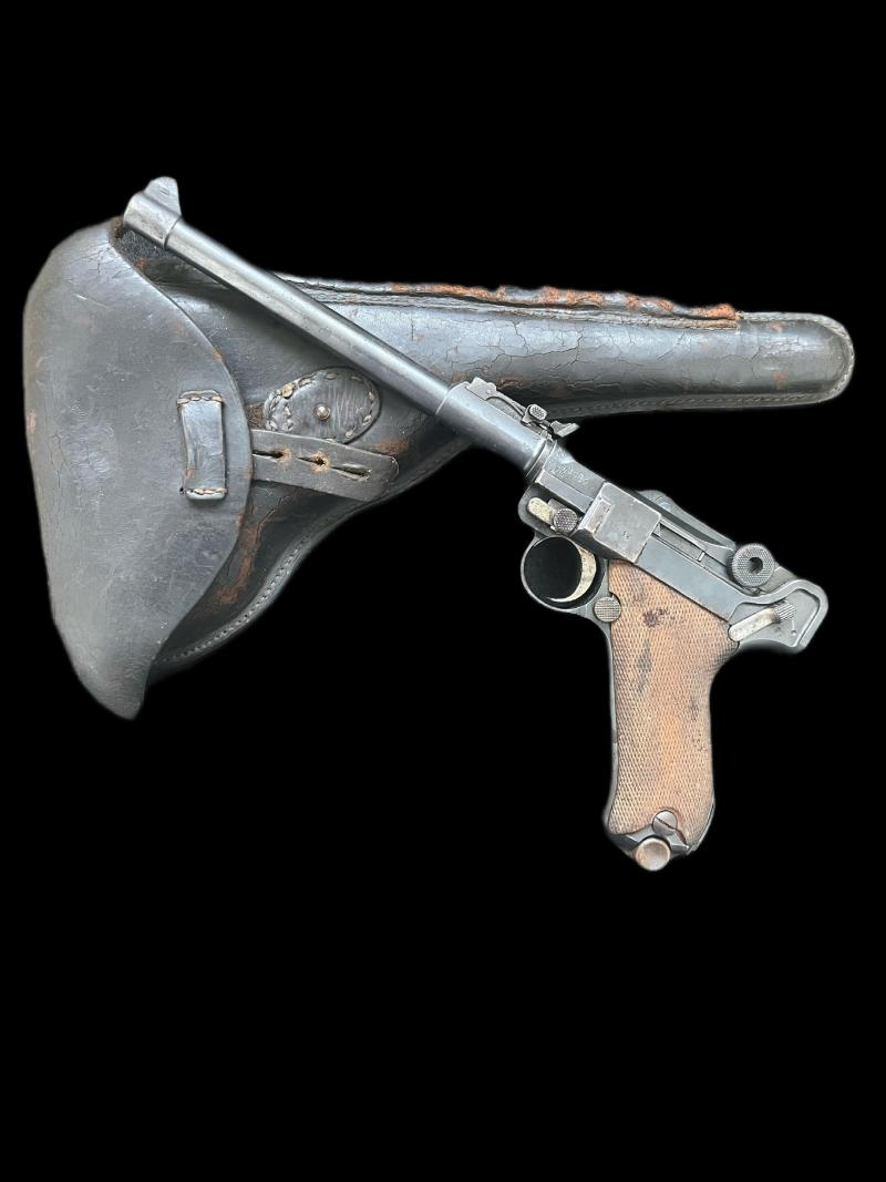 DEACTIVATED WW1 GERMAN 1917 DATED ARTILLERY LUGER WITH HOLSTER AND TAKE DOWN TOOL (FULLY MATCHING) (NEW EU DEACTIVATION)