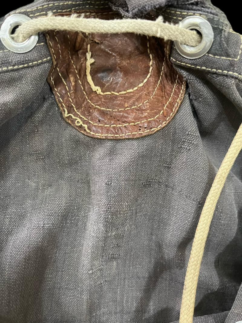 WW2 GERMAN LUFTWAFFE BLUE BACK PACK