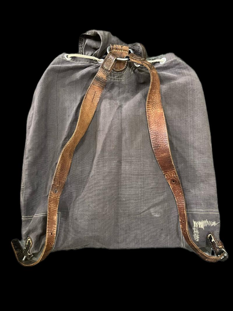 WW2 GERMAN LUFTWAFFE BLUE BACK PACK