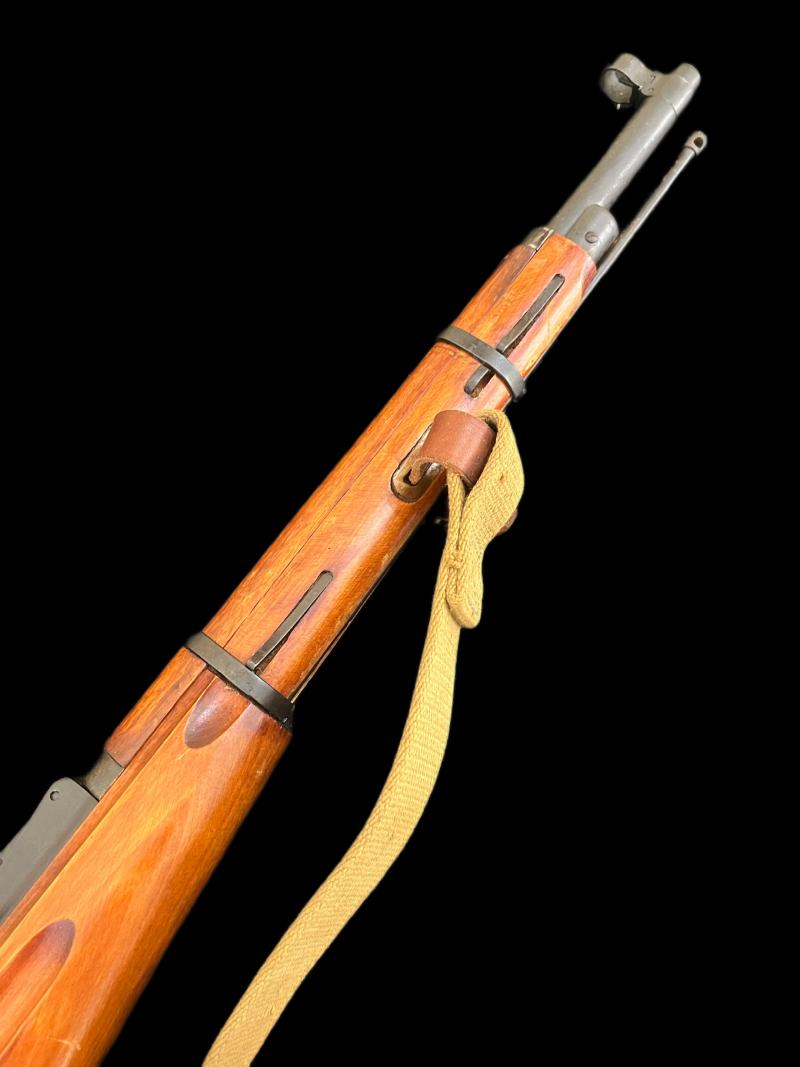 DEACTIVATED WW2 SOVIET MOSIN NAGANT CARBINE RIFLE (MATCHING) (UK DEACTIVATION)