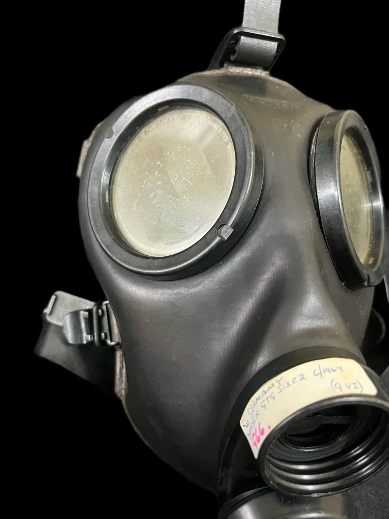 GERMAN DRAEGER GTG GAS MASK