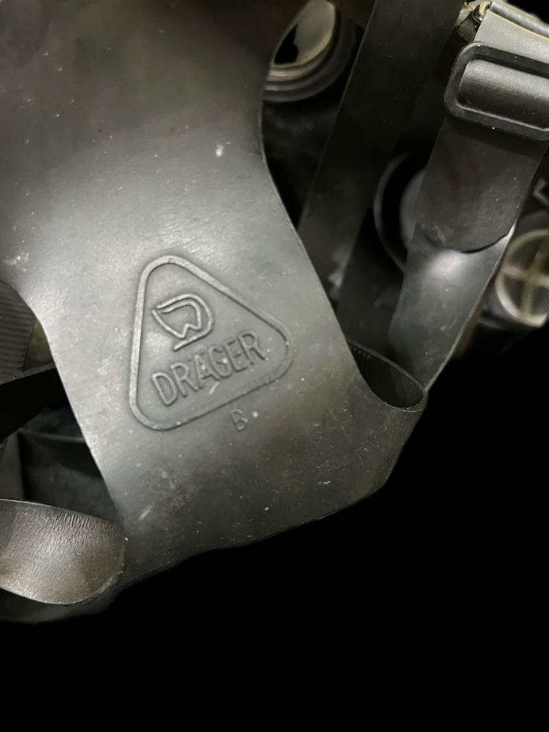 GERMAN DRAEGER GTG GAS MASK