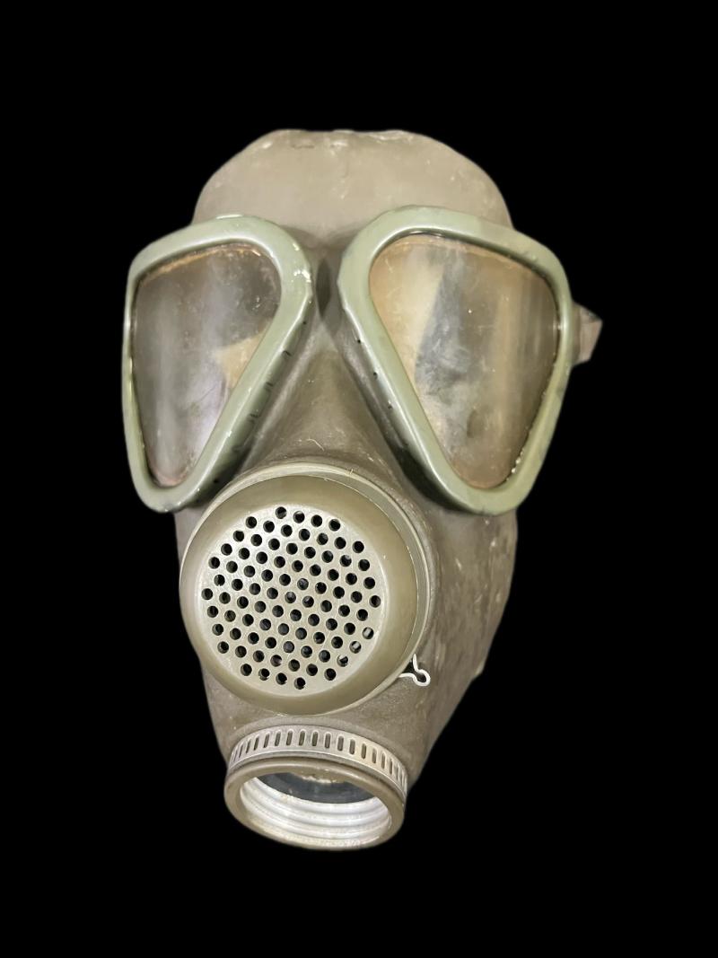 GERMAN AUER M65 GAS MASK