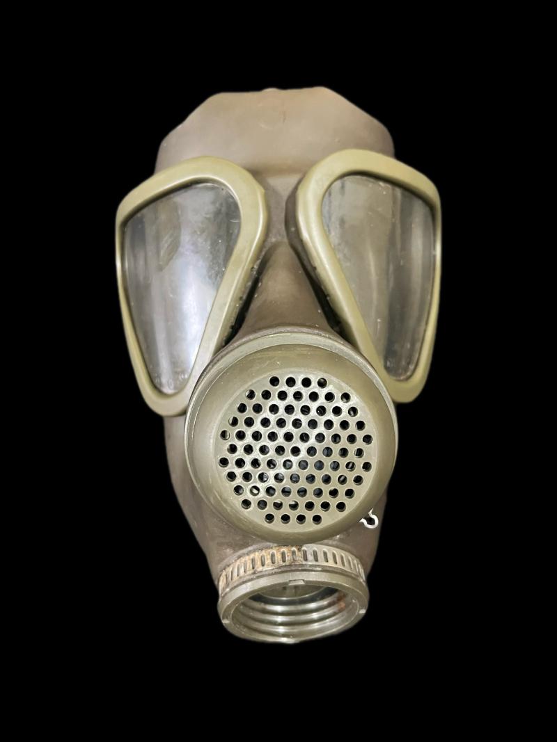 GERMAN AUER M65 GAS MASK