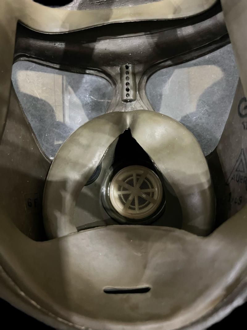 GERMAN AUER M65 GAS MASK AND FILTER