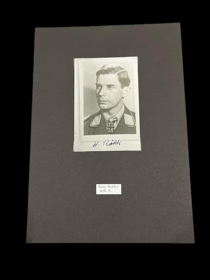 SIGNATURE OF WW2 GERMAN LUFTWAFFE PILOT HEINZ ROKKER