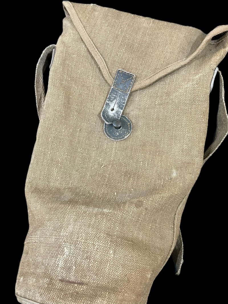 WW2 ITALIAN T.35 GAS MASK WITH FILTER AND BAG