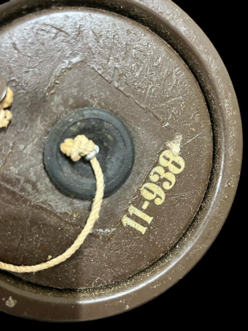 WW2 ITALIAN T.35 GAS MASK WITH FILTER AND BAG