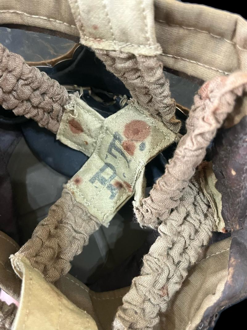 WW2 FRENCH TC-38 GAS MASK WITH FILTER