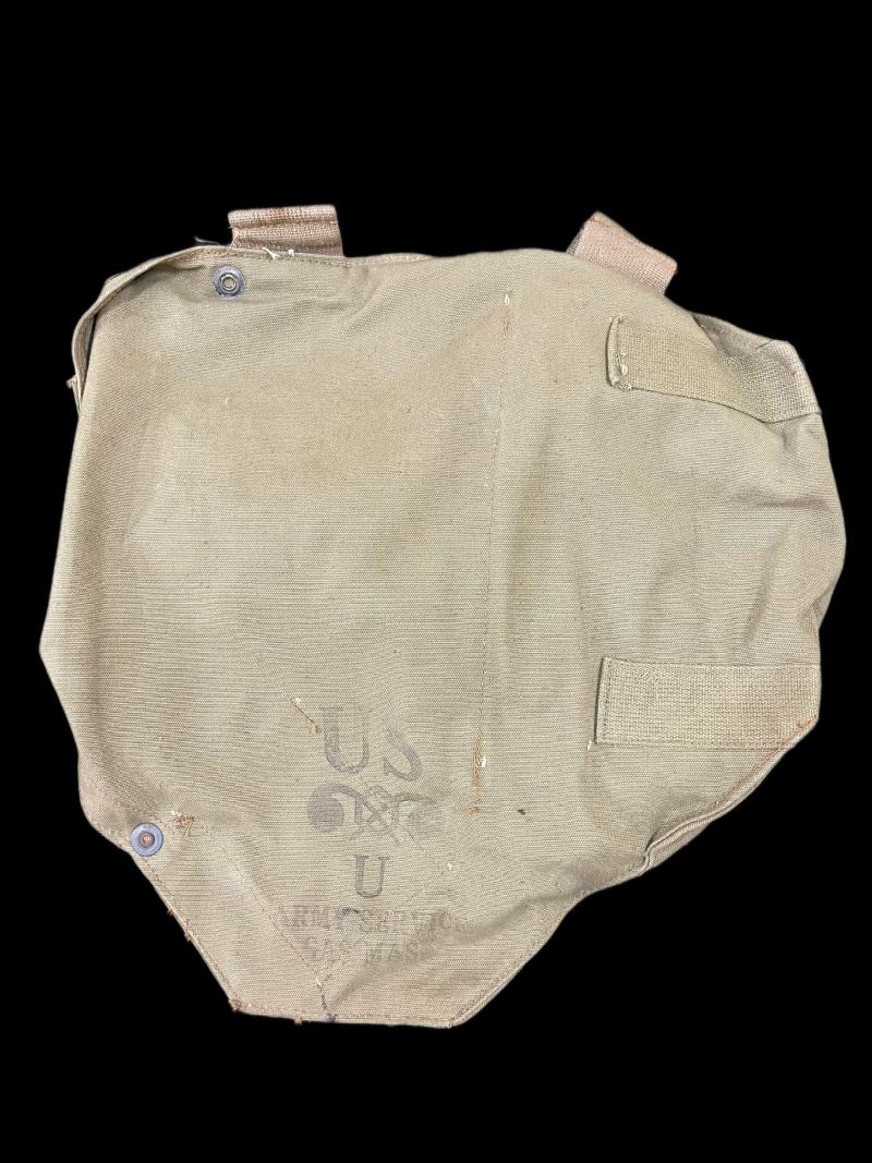 WW2 U.S. ARMY GAS MASK BAG