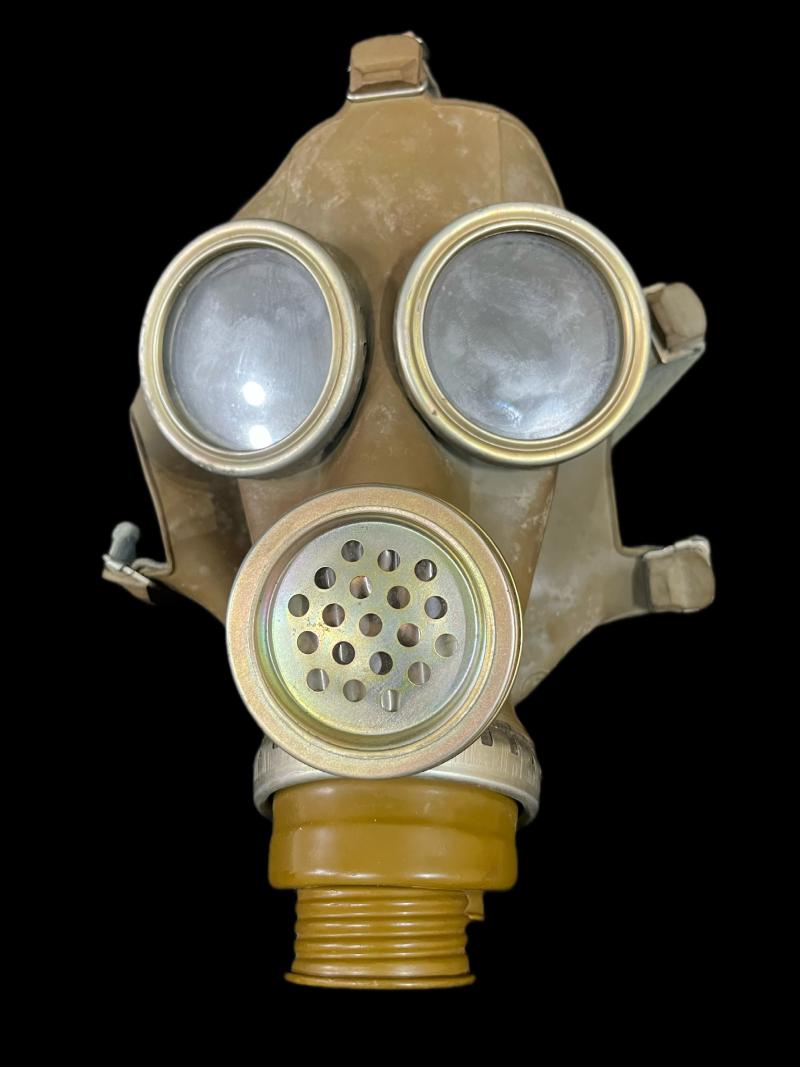 SOVIET MM-1 GAS MASK