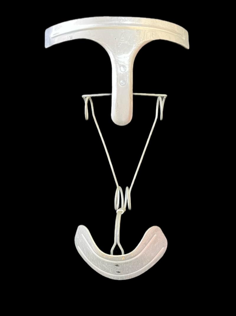 GERMAN AUER GAS MASK STORAGE SPRING (MASKENSPANNER)