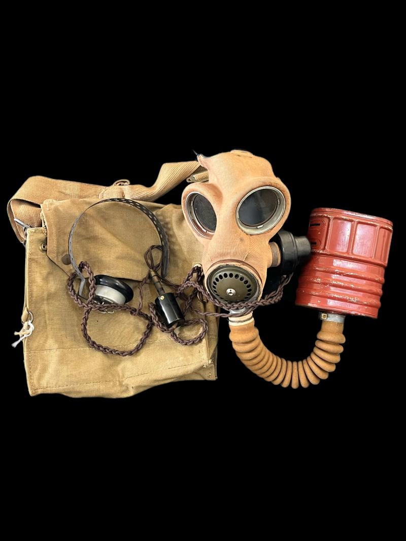RARE WW2 BRITISH MK.IV TELEPHONE GAS MASK
