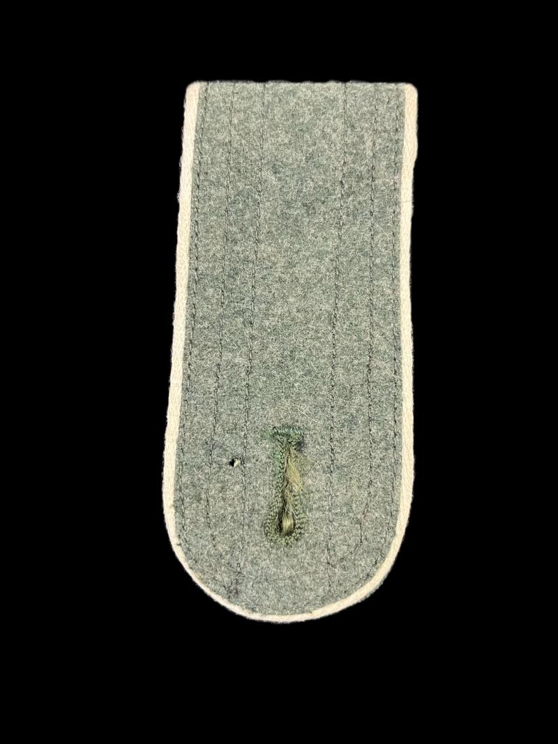 REPRODUCTION WW2 GERMAN INFANTRY SHOULDER BOARD