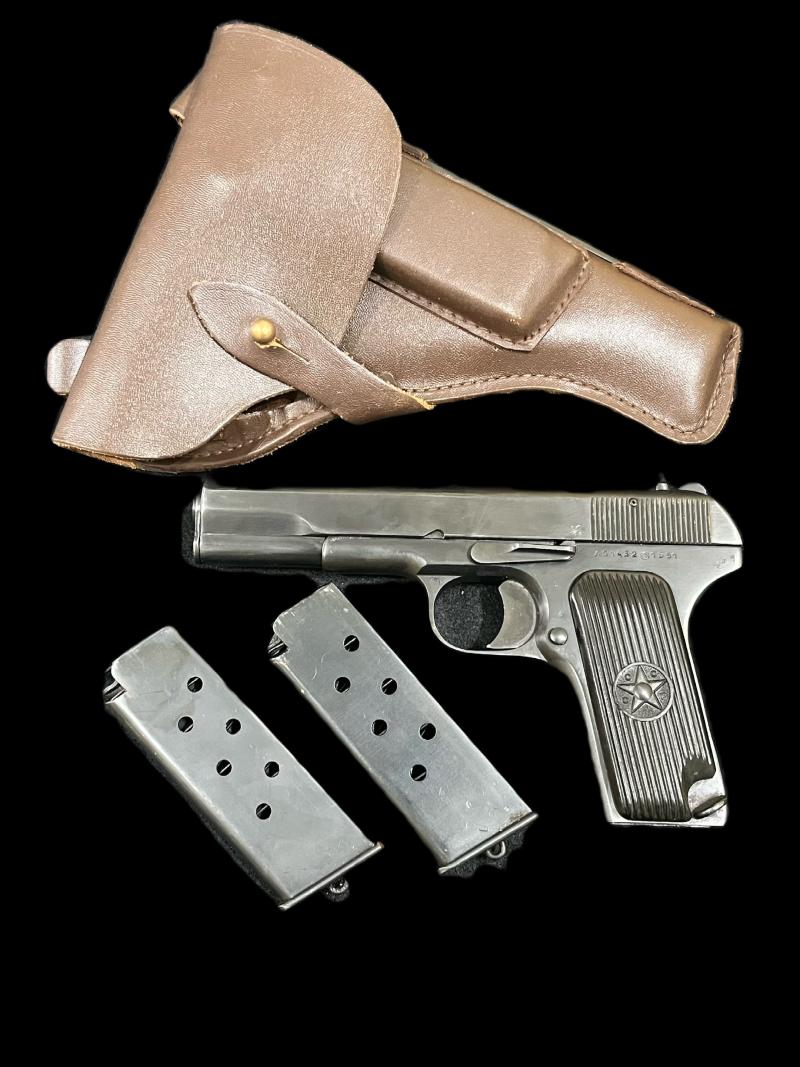 DEACTIVATED TOKAREV TT-33 7.62 PISTOL (MATCHING NUMBERS)  (UK DEACTIVATION)