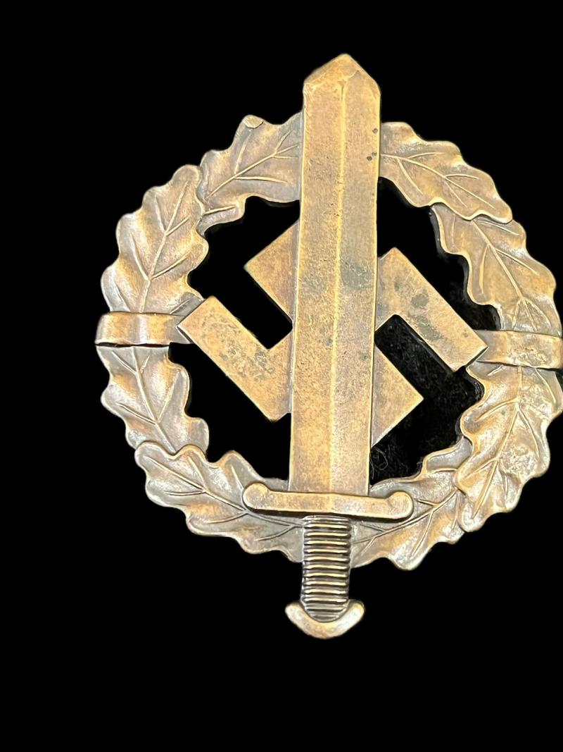 WW2 GERMAN SA SPORTS BADGE IN BRONZE (LOW SERIAL NUMBER)