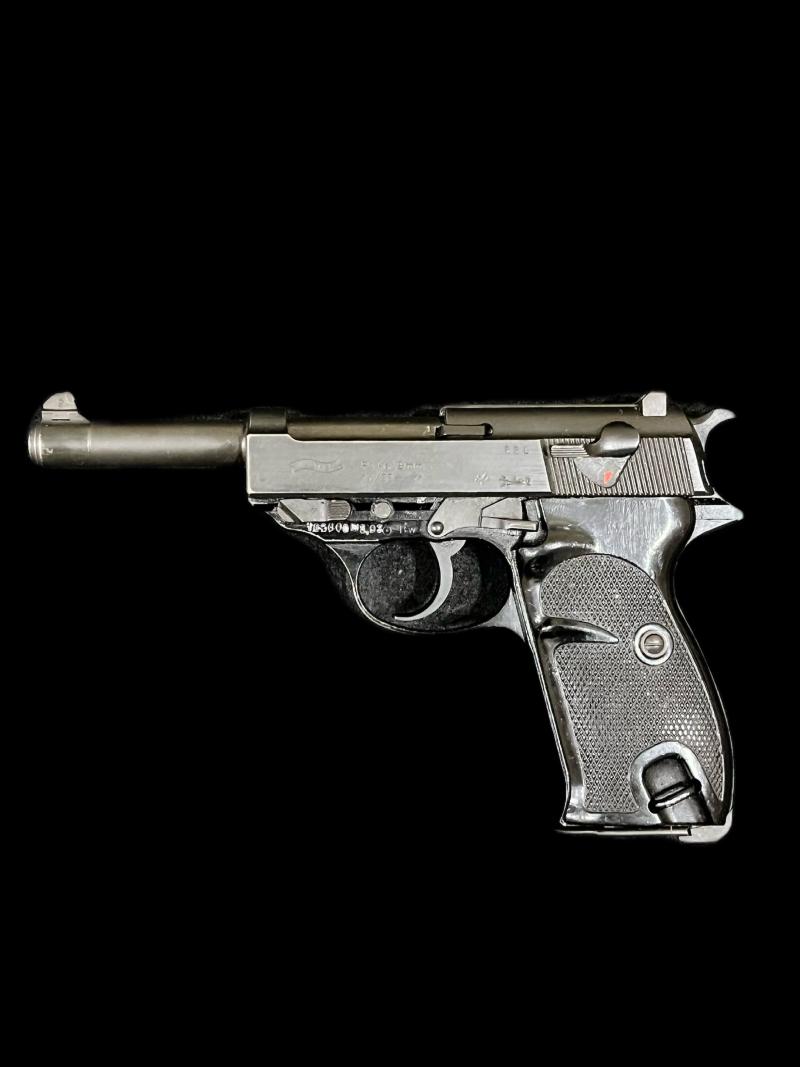 DEACTIVATED WALTHER P1 PISTOL (UK DEACTIVATION)
