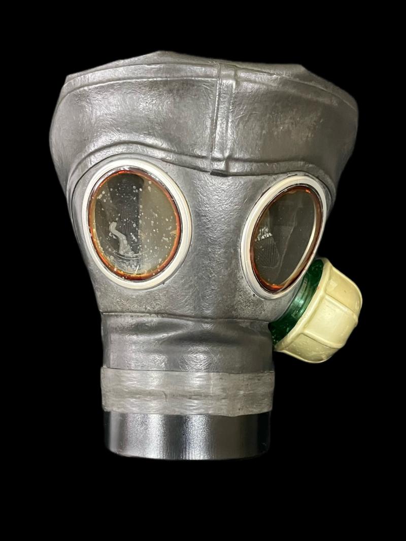 BRITISH C7 GAS MASK