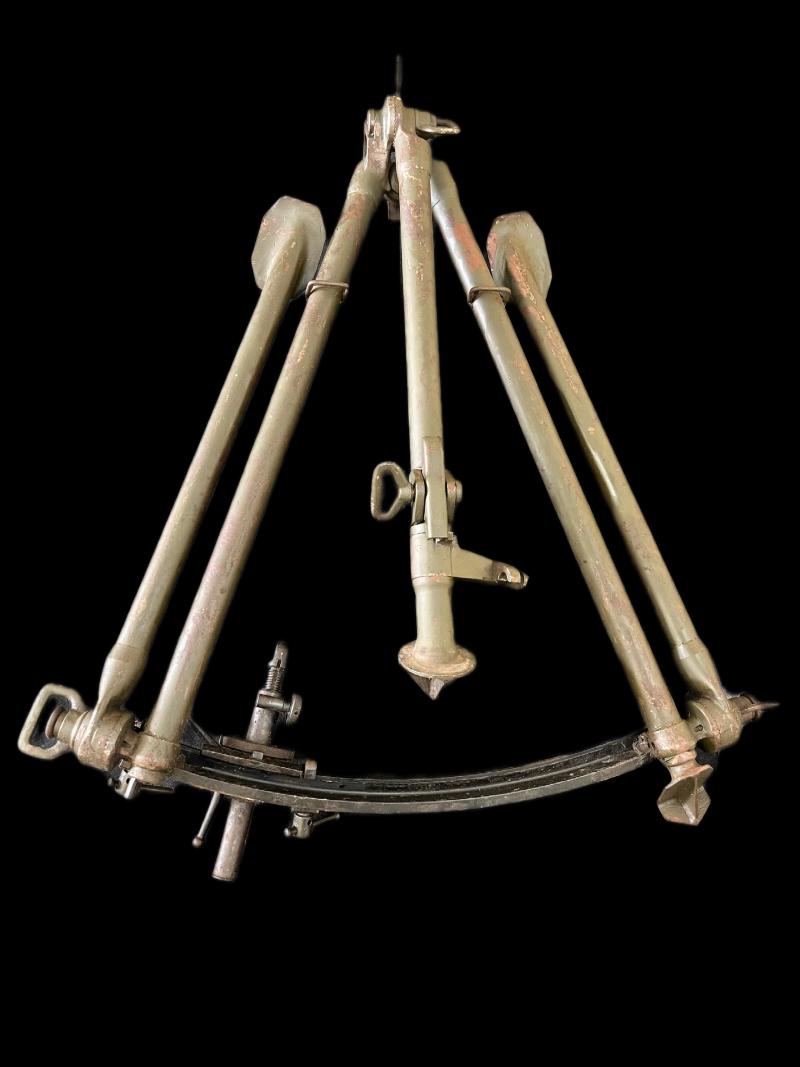 WW2 BREN ANTI-AIRCRAFT TRIPOD WITH LEGS