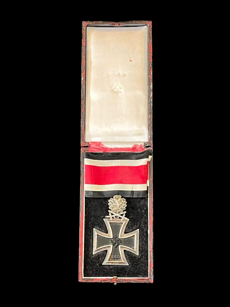 KNIGHTS CROSS OF THE IRON CROSS WITH OAKLEAVES AND SWORDS (RUDOLF SOUVAL)