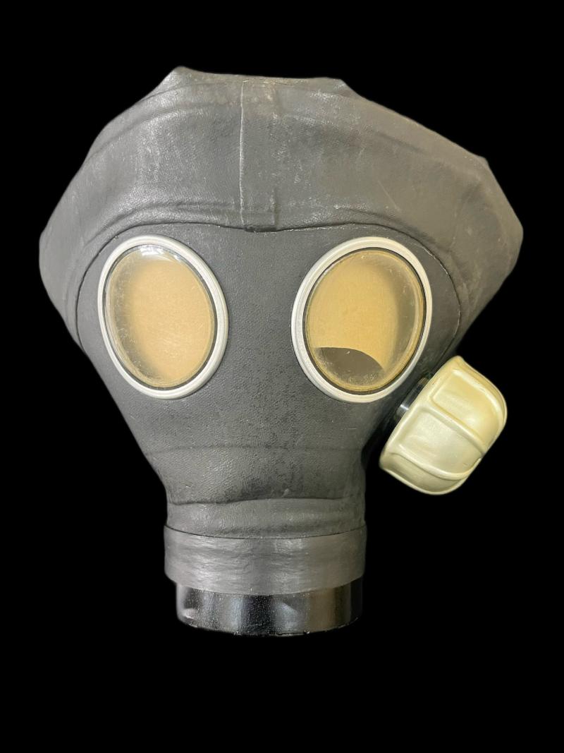 BRITISH C7 GAS MASK