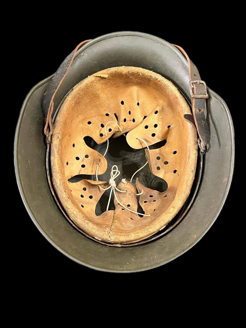 RARE WW2 GERMAN SS SINGLE DECAL M40 HELMET