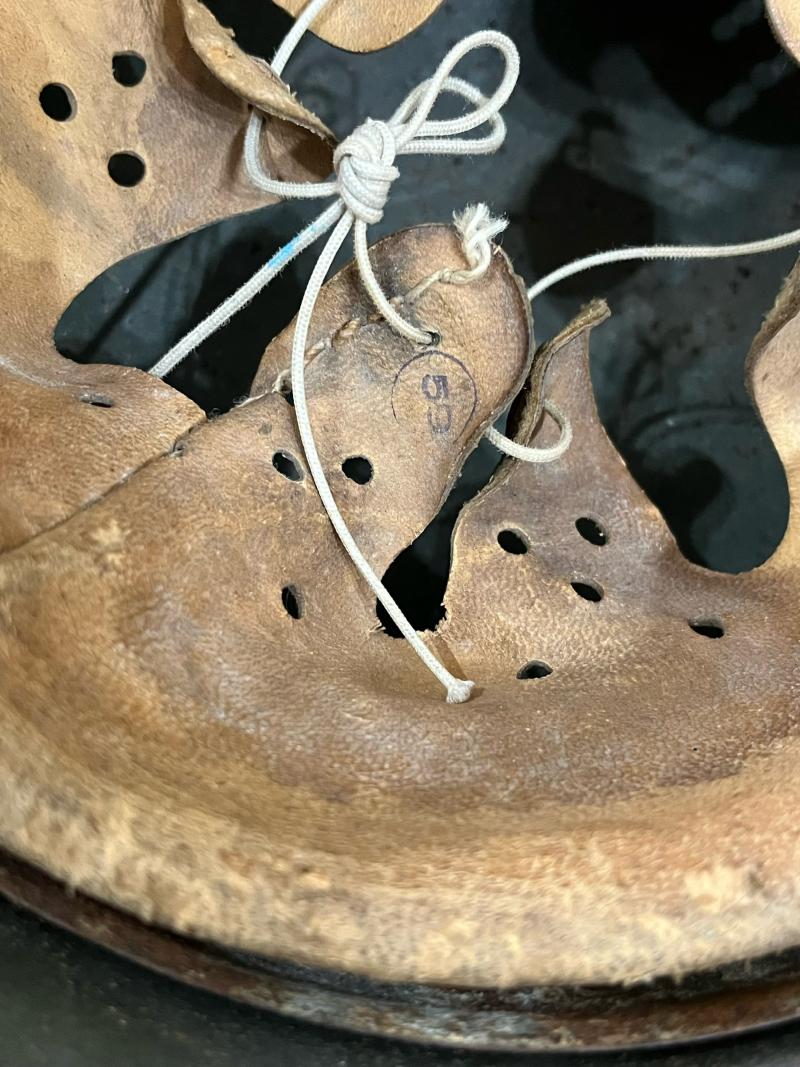 RARE WW2 GERMAN SS SINGLE DECAL M40 HELMET