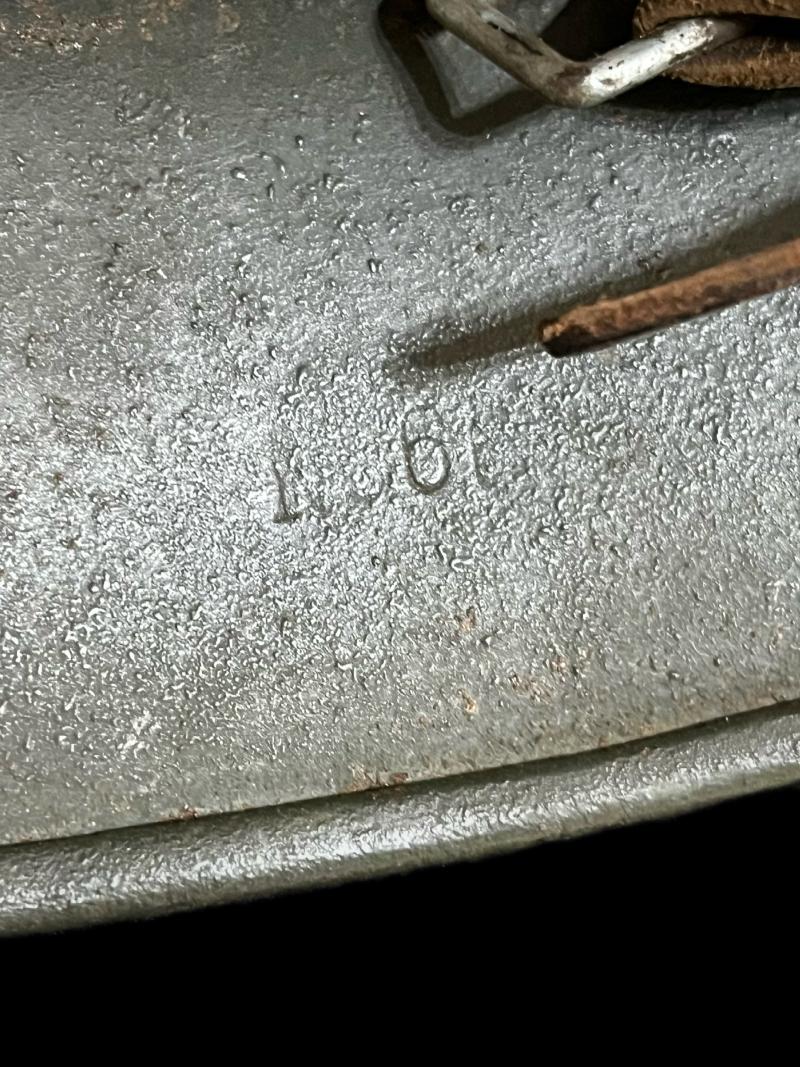 RARE WW2 GERMAN SS SINGLE DECAL M40 HELMET