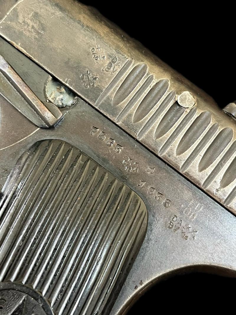 DEACTIVATED WW2 SOVIET TOKAREV TT30 7.62 PISTOL (EU DEACTIVATION)