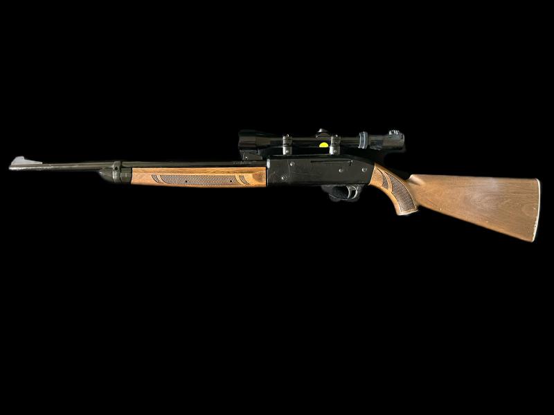 CROSSMAN MODEL 766 AIR RIFLE WITH SCOPE