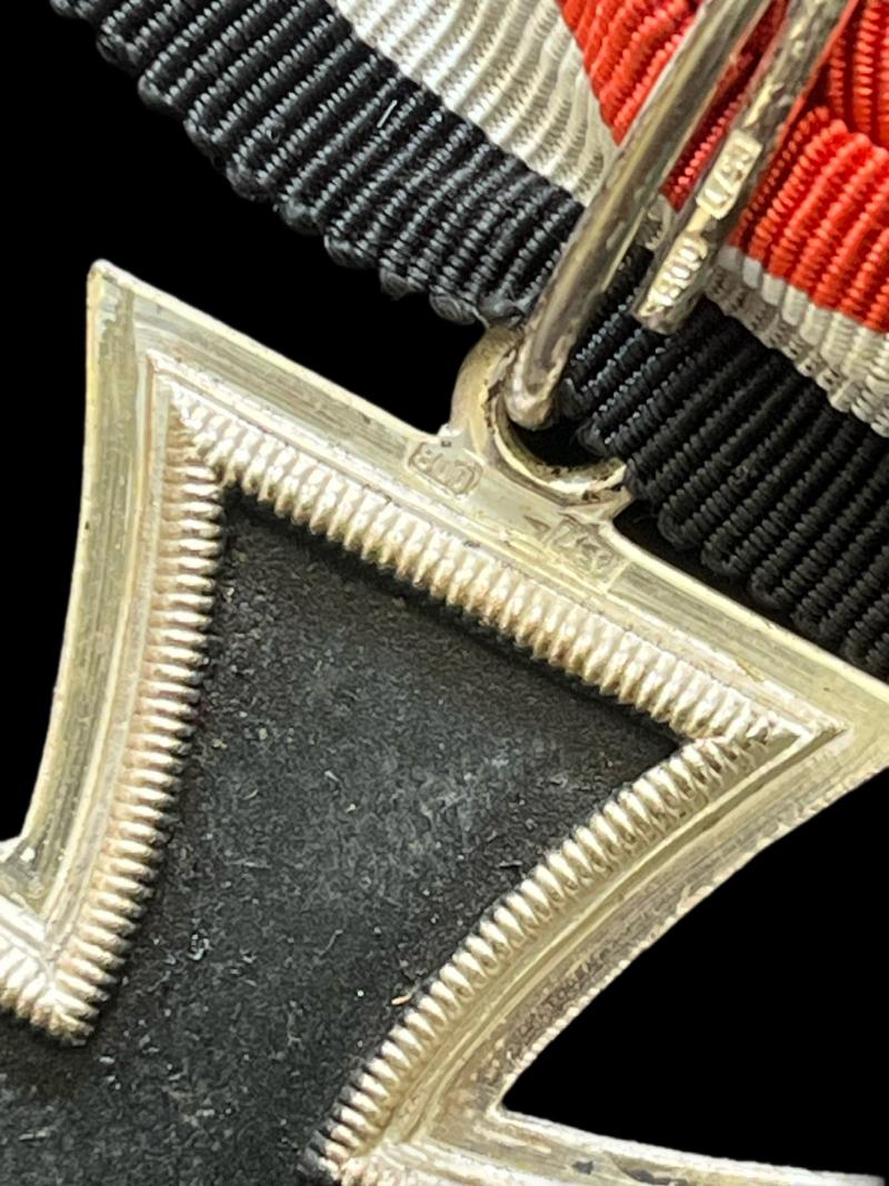 KNIGHTS CROSS OF THE IRON CROSS WITH OAK LEAVES (RUDOLF SOUVAL)