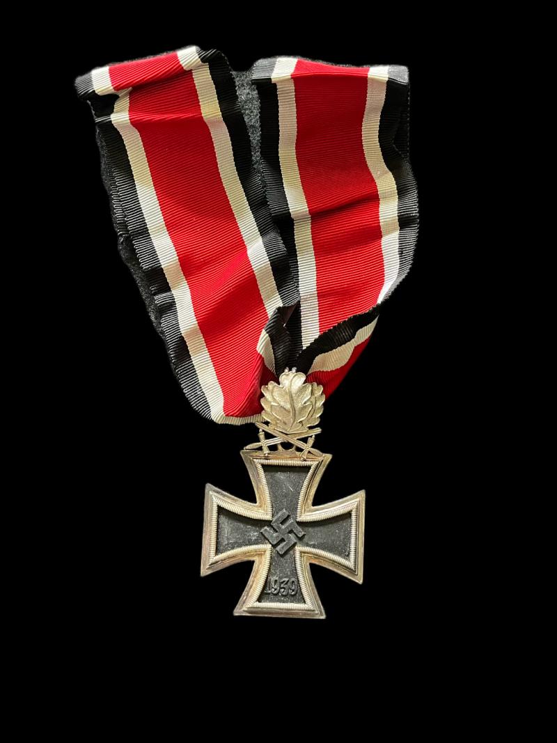 KNIGHTS CROSS OF THE IRON CROSS WITH OAKLEAVES AND SWORDS (RUDOLF SOUVAL)