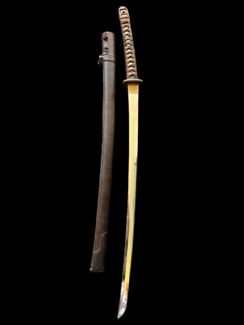 WW2 JAPANESE OFFICER'S SIGNED HILT KATANA SWORD & SCABBARD