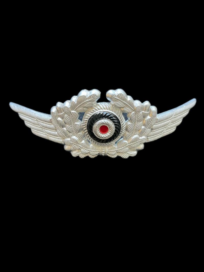 WW2 GERMAN LUFTWAFFE ALUMINIUM WREATH AND COCKADE