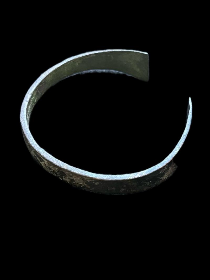 8TH-11TH CENTURY VIKING BANGLE