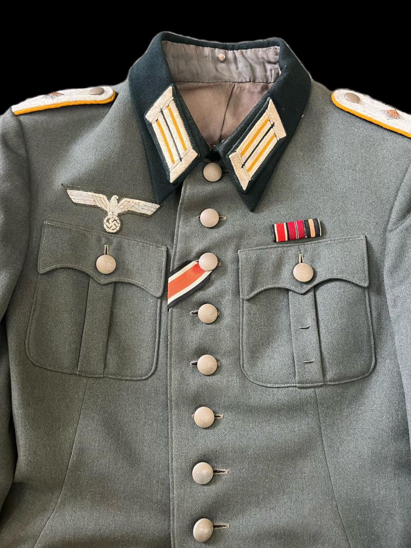 EARLY WW2 GERMAN CAVALRY OFFICER'S 8 BUTTON TUNIC (NAMED)