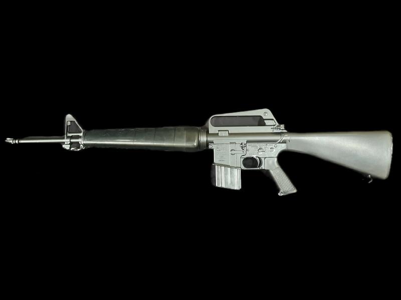 REPLICA COLT M16/AR-15 SMG PLUG FIRE ASSAULT RIFLE