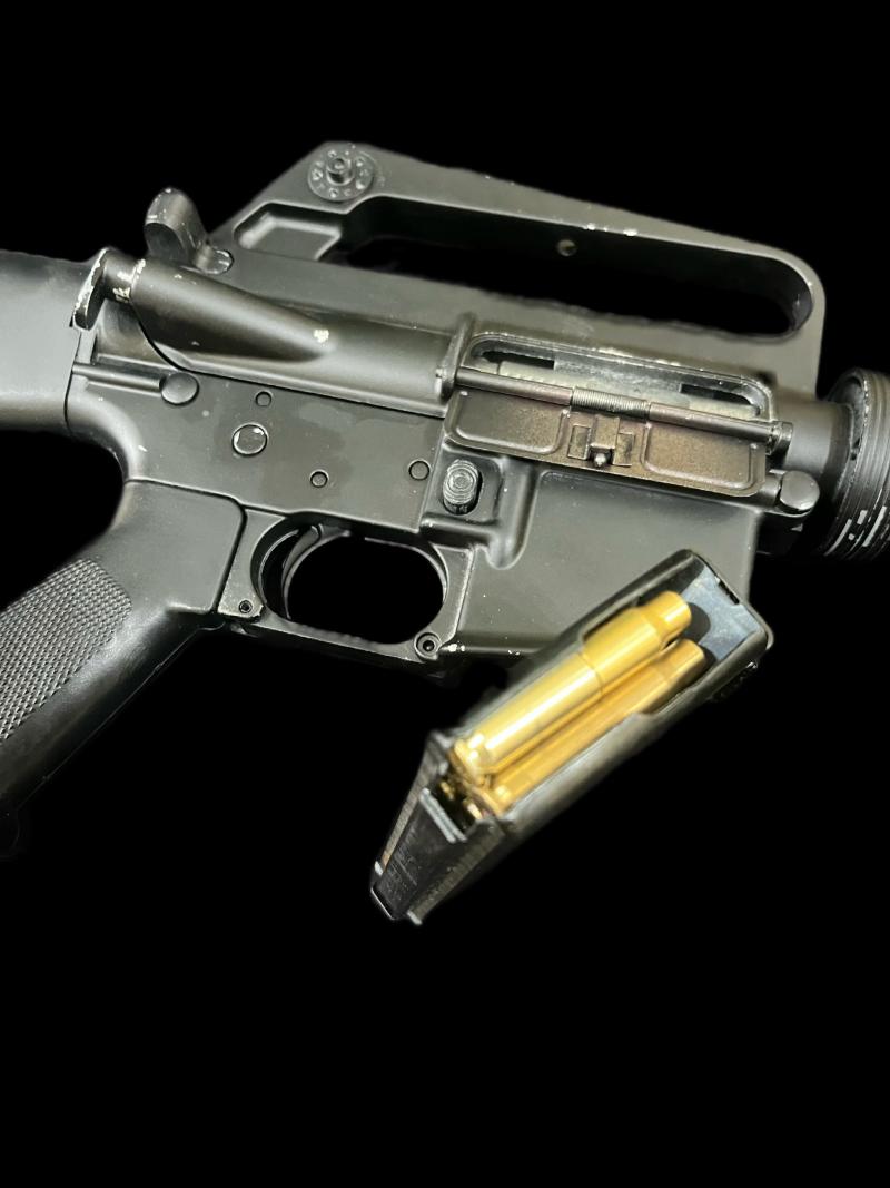 REPLICA COLT M16/AR-15 SMG PLUG FIRE ASSAULT RIFLE