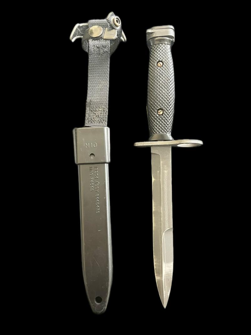 U.S M7 ONTARIO BAYONET IN A M10 SCABBARD