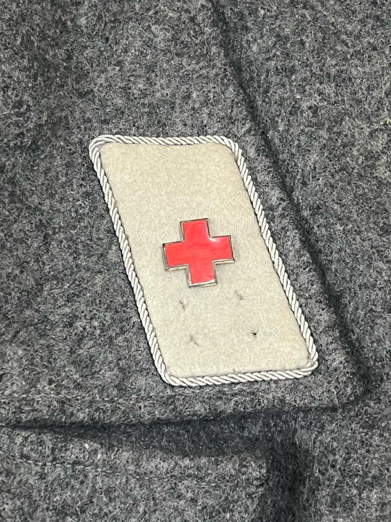 GERMAN DRK UNIFORM SET (DEUTSCHES ROTES KREUZ)