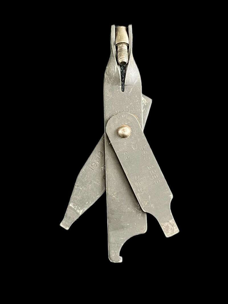 1959 DATED SLR COMBI TOOL