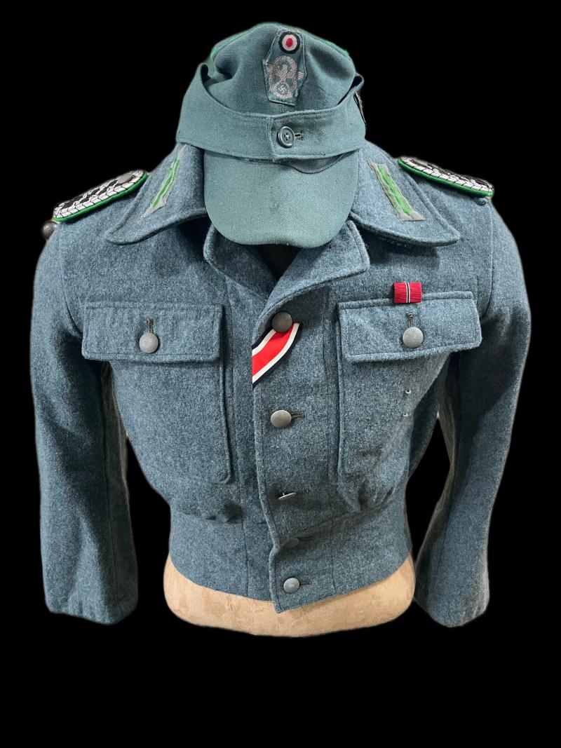 WW2 GERMAN M44 POLICE MOUNTAIN REGIMENT TUNIC & POLICE MOUNTAIN CAP