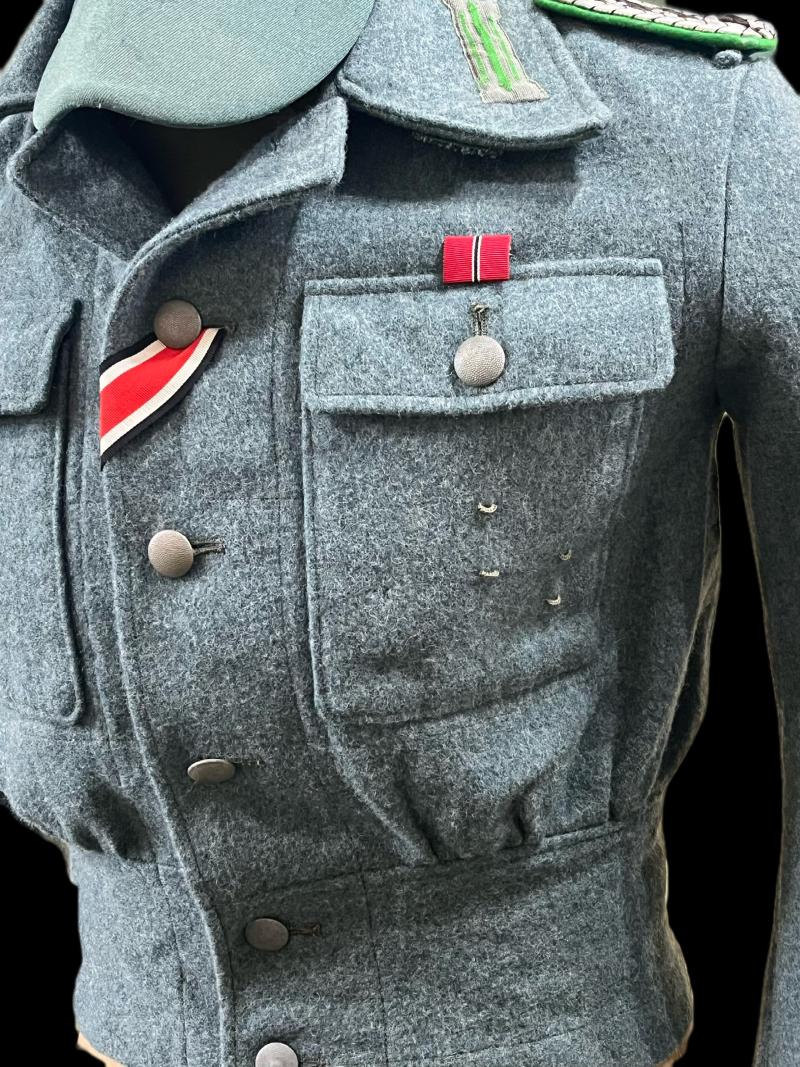 WW2 GERMAN M44 POLICE MOUNTAIN REGIMENT TUNIC & POLICE MOUNTAIN CAP