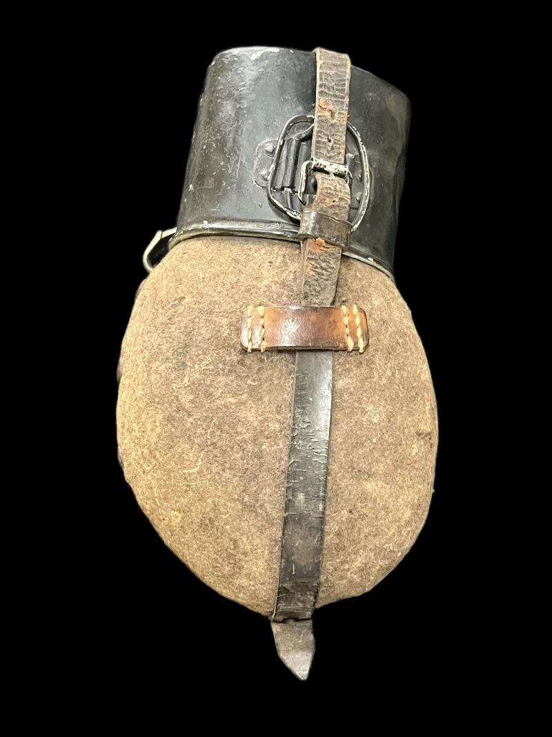 EARLY WW2 GERMAN WATER BOTTLE