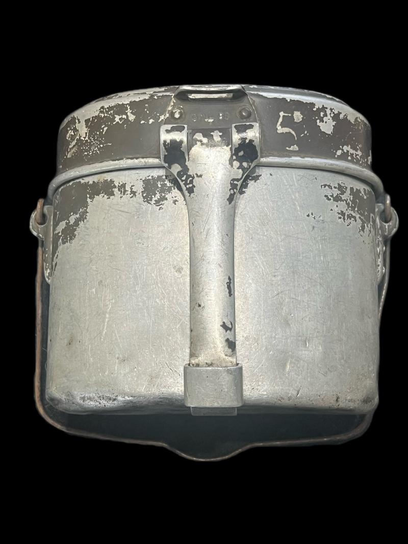 WW2 GERMAN MESS TIN (MATCHING)