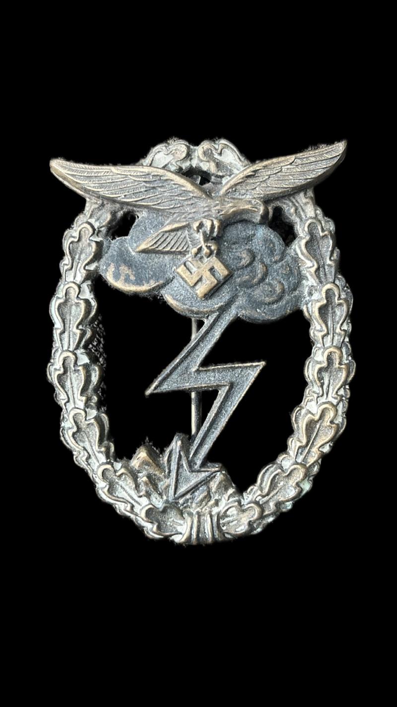 WW2 GERMAN LUFTWAFFE GROUND ASSAULT BADGE