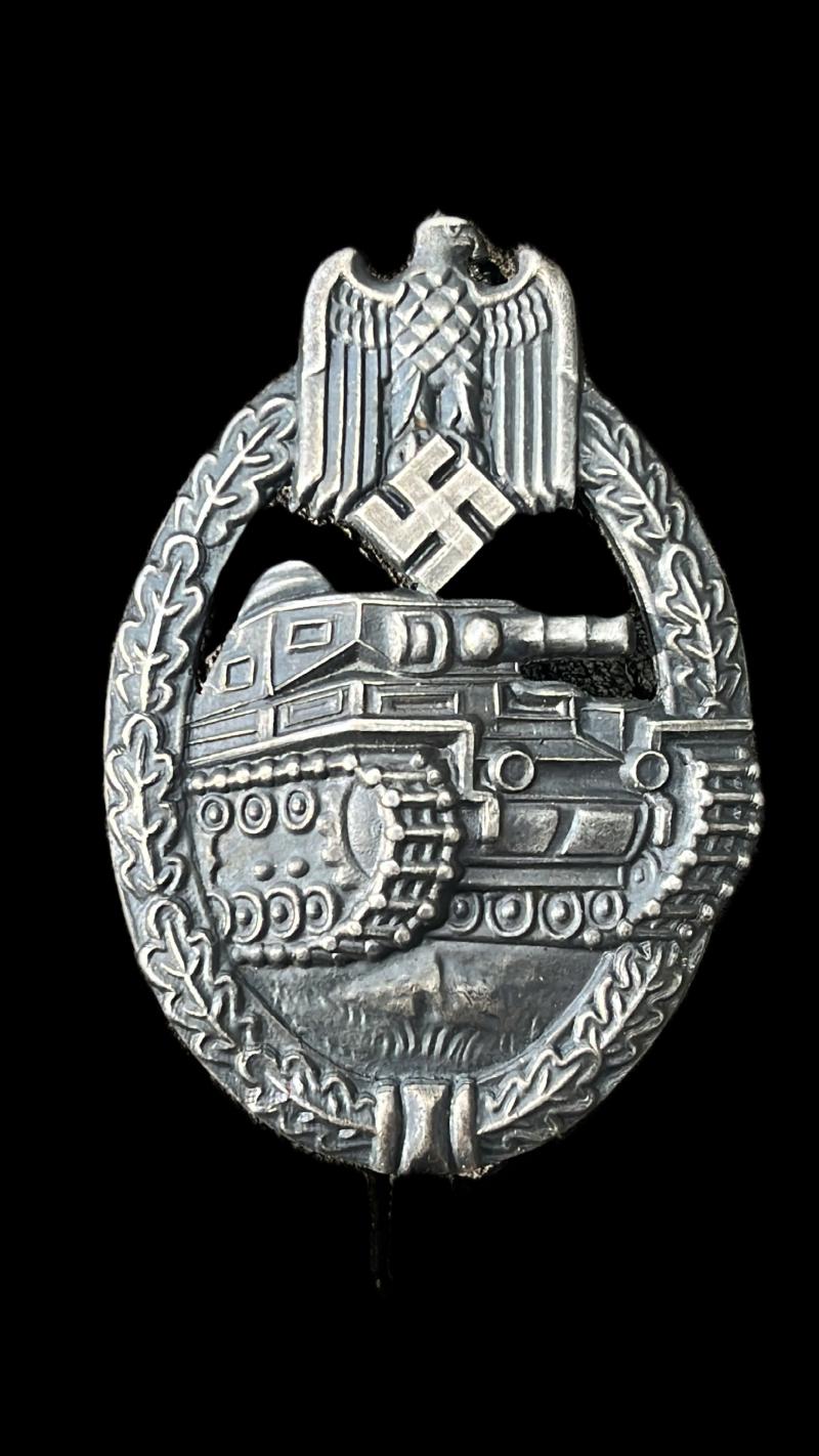 WW2 GERMAN PANZER ASSAULT BADGE IN SILVER