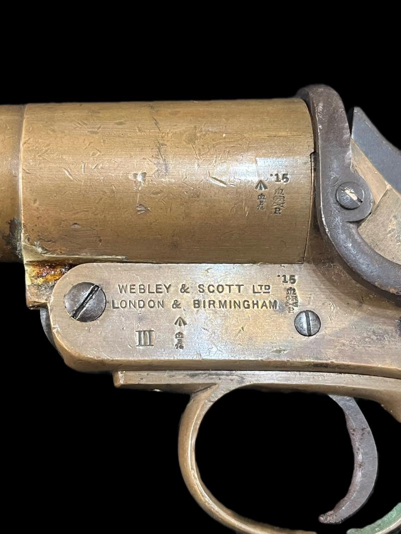 DEACTIVATED WW1 BRITISH WEBLEY & SCOTT MK.III FLARE PISTOL (UK DEACTIVATION)
