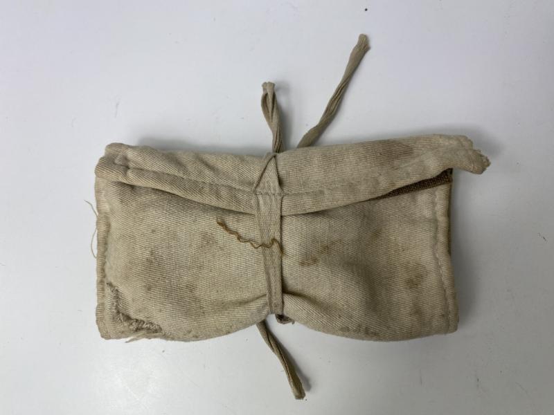 BRITISH ARMY SEWING KIT