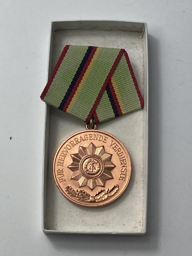 GDR MEDAL FOR OUTSTANDING MERITS